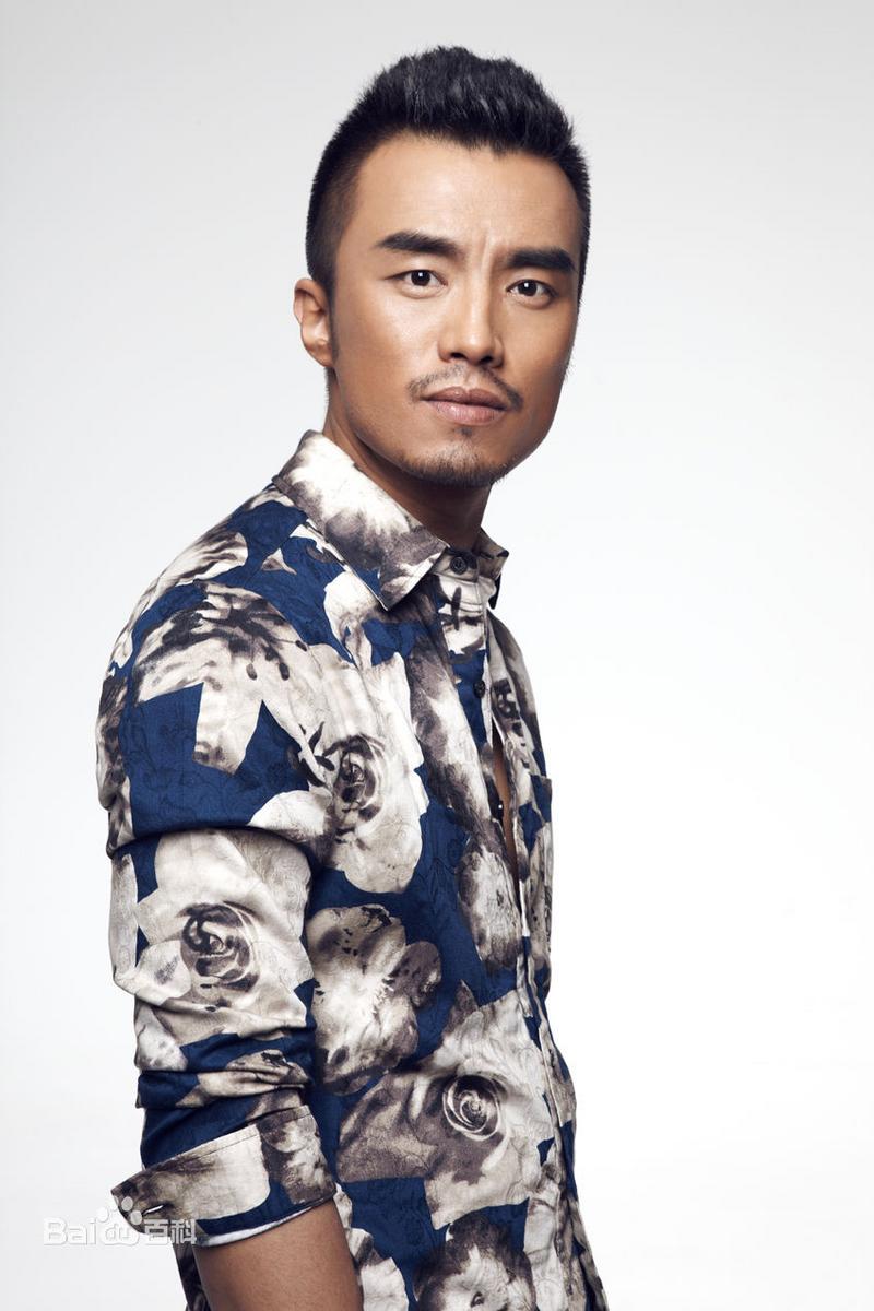 添加角色段鹏扮演者:武强楚云飞李云龙郑芳和尚段鹏年代:2011地区